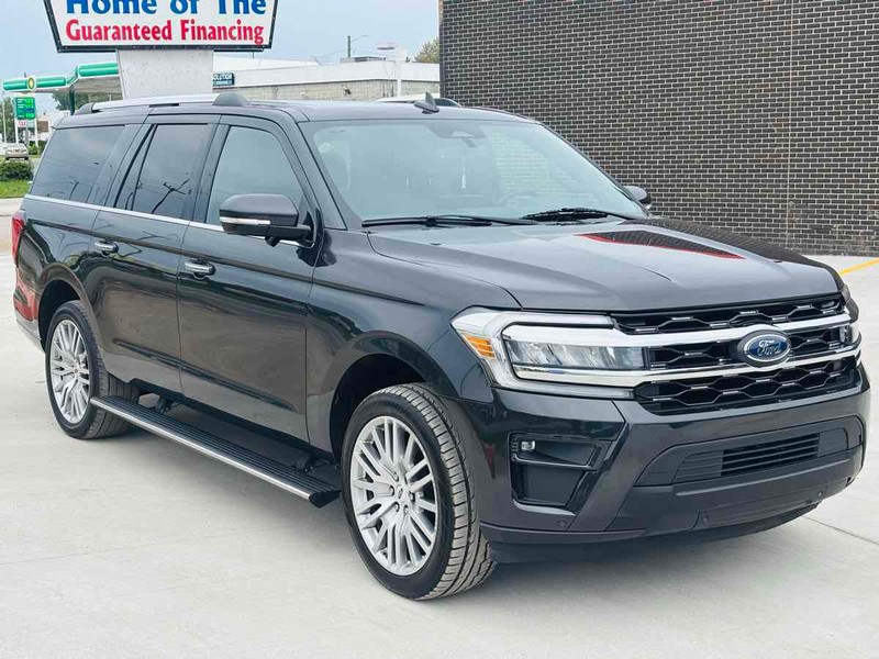 Ford Expedition Max Vehicle Full-screen Gallery Image 02