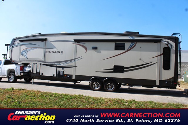 2014 Jayco Pinnacle   at Behlmann's Carnection in St. Peters MO