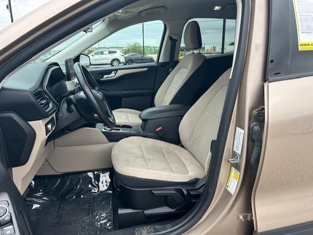 2021 Ford Escape SE photo 5