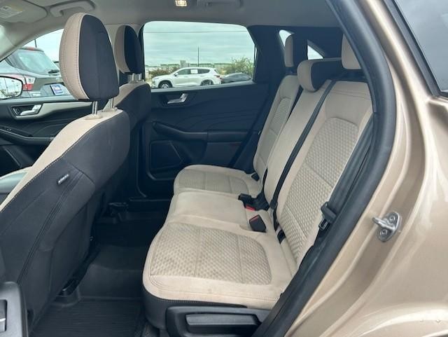 2021 Ford Escape SE photo 6
