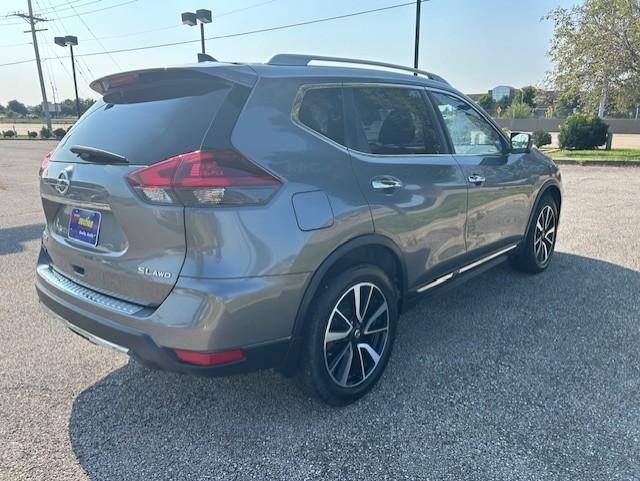 2018 Nissan Rogue SL photo 4