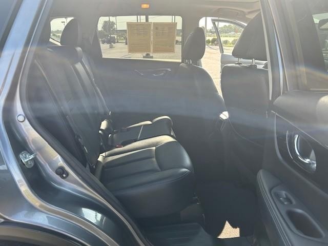 2018 Nissan Rogue SL photo 8