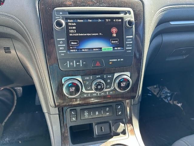 2015 Chevrolet Traverse photo 13