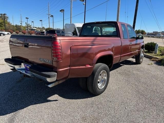 1998 Chevrolet Silverado 3500HD photo 4