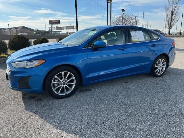 2019 Ford Fusion SE photo 4