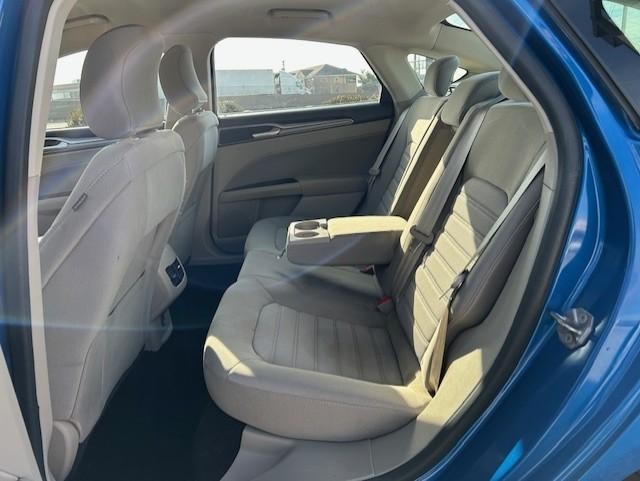 2019 Ford Fusion SE photo 6