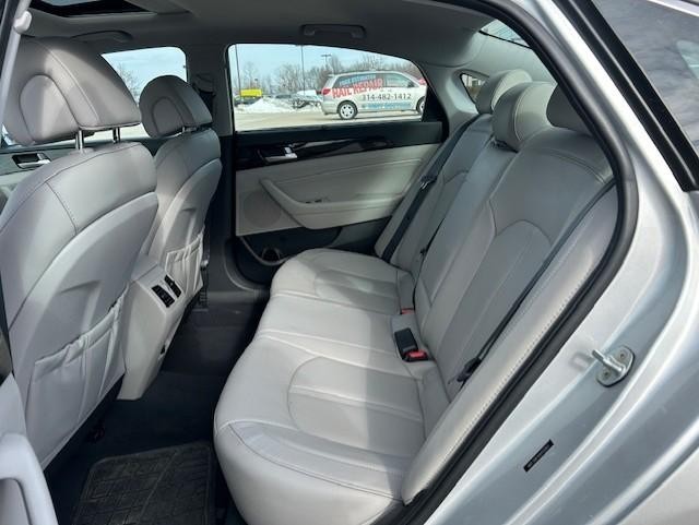 2017 Hyundai Sonata Limited photo 6