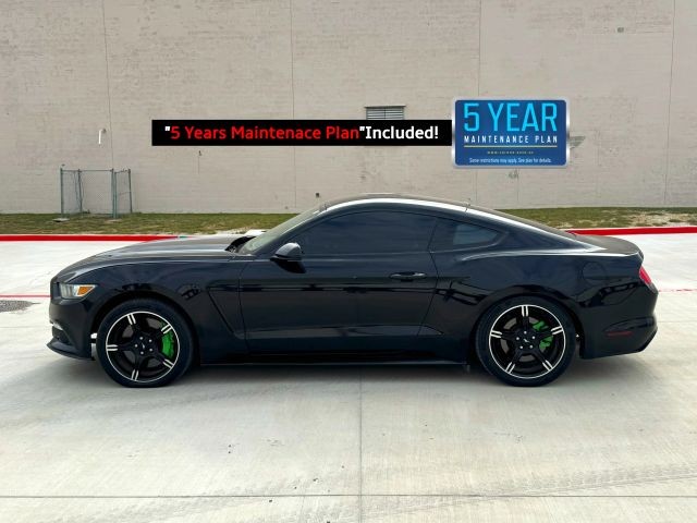 Ford Mustang Vehicle Full-screen Gallery Image 02