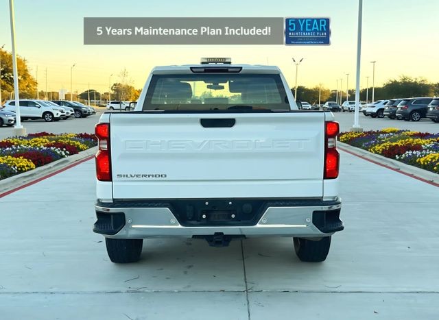 Chevrolet Silverado 1500 Vehicle Full-screen Gallery Image 02