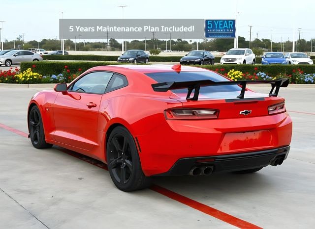 Chevrolet Camaro Vehicle Full-screen Gallery Image 02