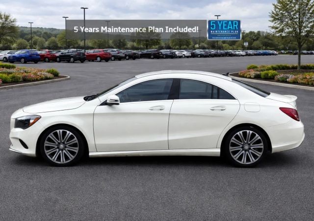 Mercedes-Benz CLA Vehicle Full-screen Gallery Image 02