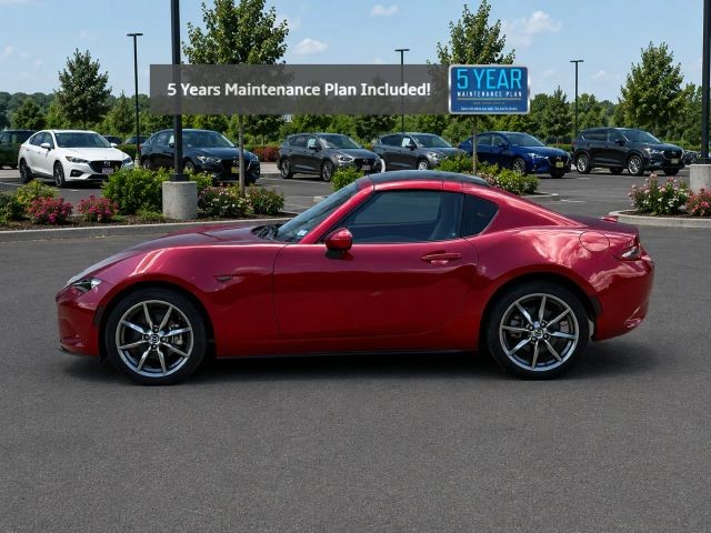 Mazda MX-5 Miata RF Vehicle Full-screen Gallery Image 02
