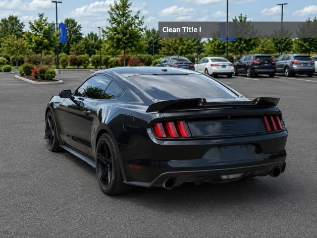 Ford Mustang Vehicle Full-screen Gallery Image 03