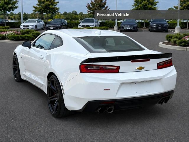 Chevrolet Camaro Vehicle Full-screen Gallery Image 03