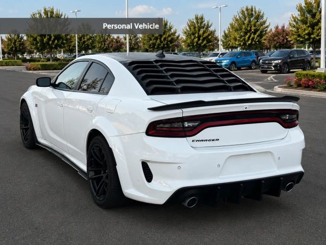 Dodge Charger Vehicle Full-screen Gallery Image 03