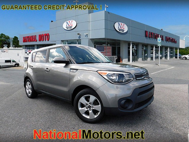 2017 Kia Soul Base's photo