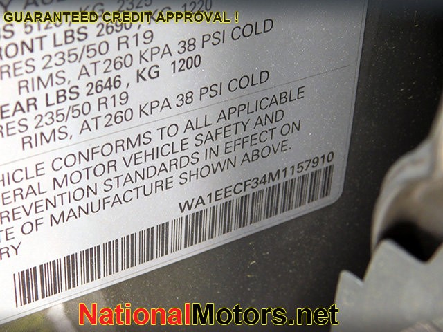 Audi Q3 Vehicle Full-screen Gallery Image 21