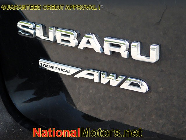 Subaru Crosstrek Vehicle Full-screen Gallery Image 07