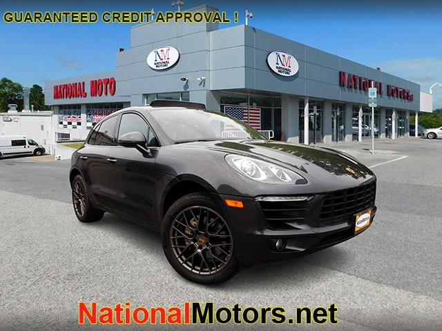 more details - porsche macan