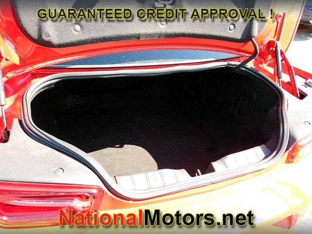 Chevrolet Camaro Vehicle Full-screen Gallery Image 07