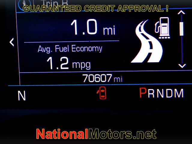 Chevrolet Camaro Vehicle Full-screen Gallery Image 17