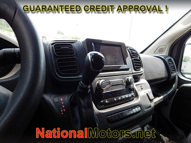 Ram ProMaster Cargo Van Vehicle Full-screen Gallery Image 09