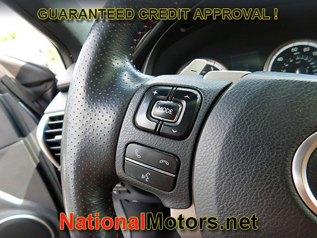 Lexus NX Vehicle Full-screen Gallery Image 26