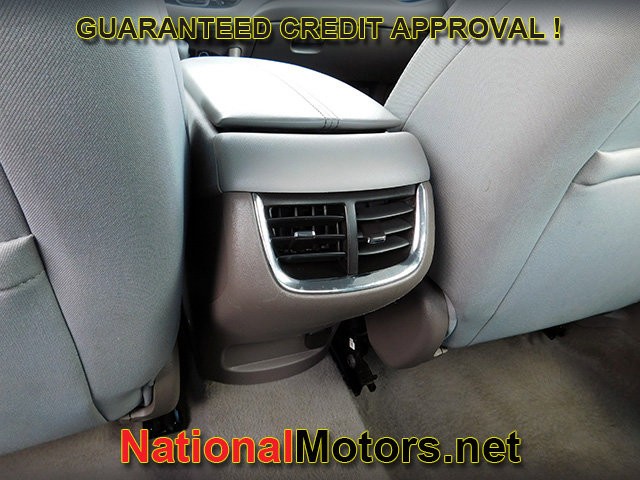 Chevrolet Malibu Vehicle Full-screen Gallery Image 11