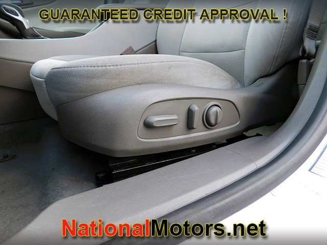 Chevrolet Malibu Vehicle Full-screen Gallery Image 15