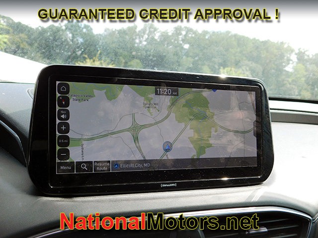 Hyundai Santa Fe Vehicle Full-screen Gallery Image 15