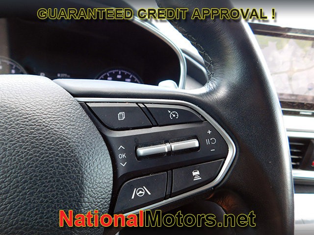 Hyundai Santa Fe Vehicle Full-screen Gallery Image 20