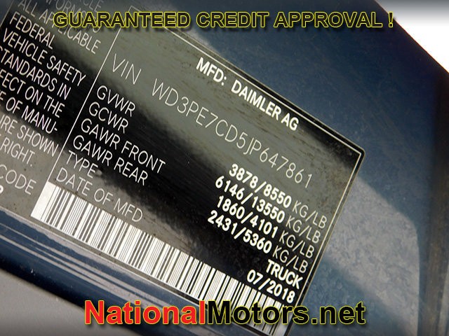 Mercedes-Benz Sprinter Cargo Van Vehicle Full-screen Gallery Image 21