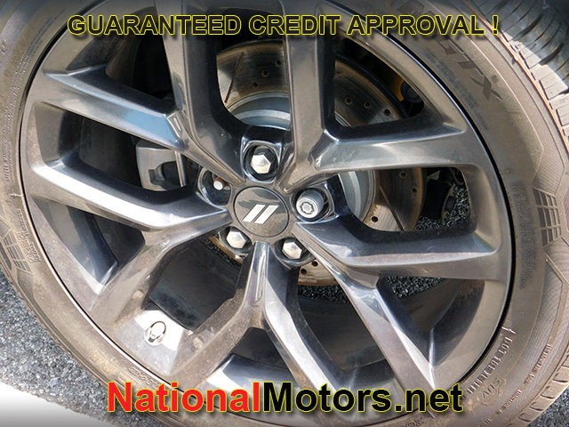 Dodge Challenger Vehicle Full-screen Gallery Image 04