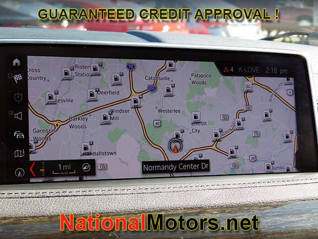 BMW X6 Vehicle Full-screen Gallery Image 17