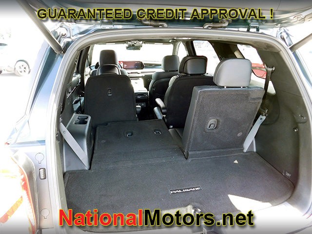 Hyundai Palisade Vehicle Full-screen Gallery Image 10