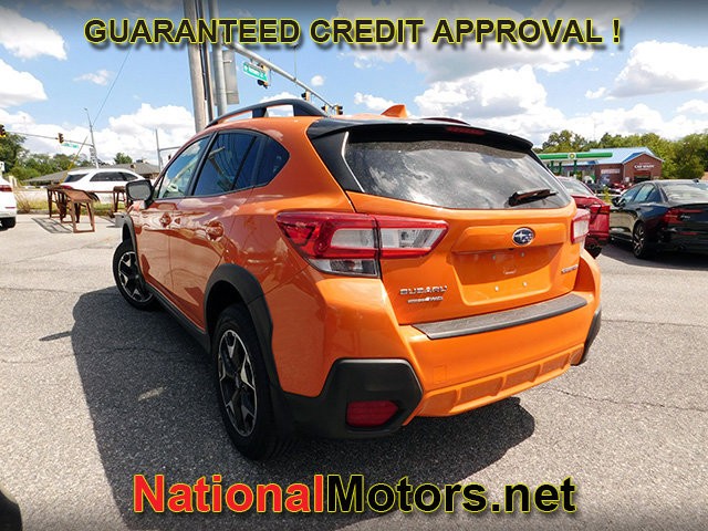 Subaru Crosstrek Vehicle Full-screen Gallery Image 05