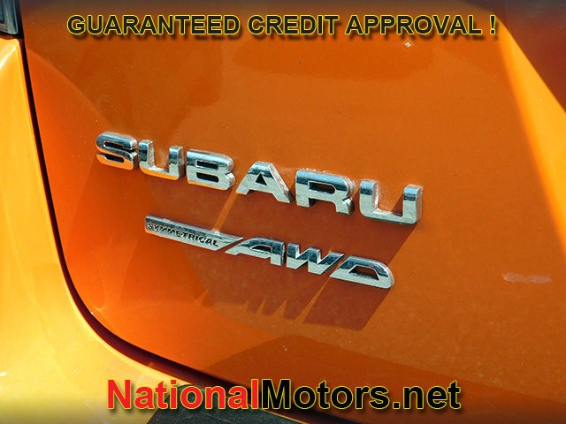 Subaru Crosstrek Vehicle Full-screen Gallery Image 07