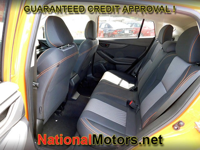 Subaru Crosstrek Vehicle Full-screen Gallery Image 11