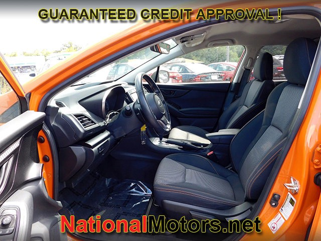 Subaru Crosstrek Vehicle Full-screen Gallery Image 14