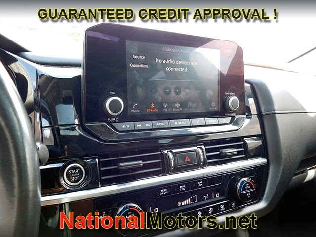 Nissan Pathfinder Vehicle Full-screen Gallery Image 20