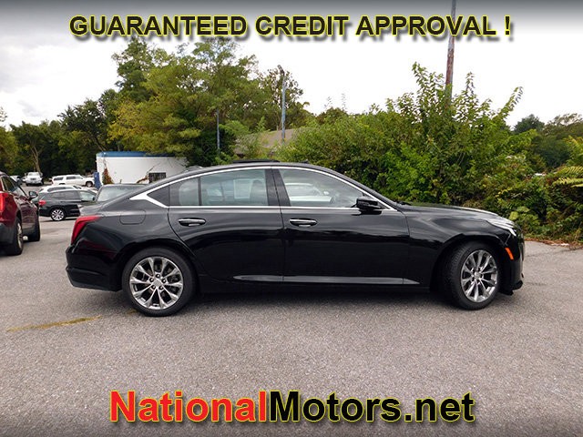 Cadillac CT5 Vehicle Full-screen Gallery Image 02