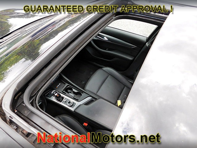 Cadillac CT5 Vehicle Full-screen Gallery Image 09