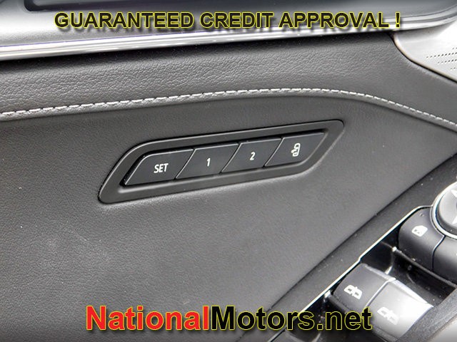 Cadillac CT5 Vehicle Full-screen Gallery Image 15