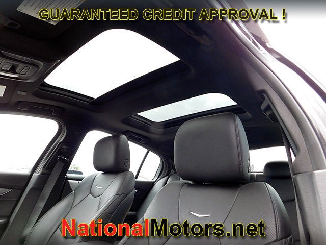 Cadillac CT5 Vehicle Full-screen Gallery Image 18