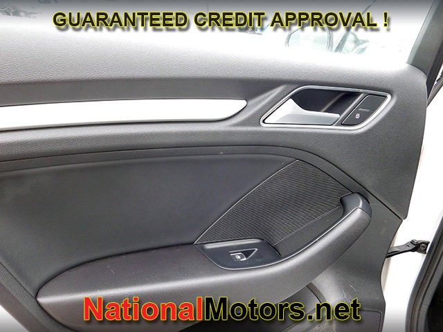 Audi A3 Sedan Vehicle Full-screen Gallery Image 05