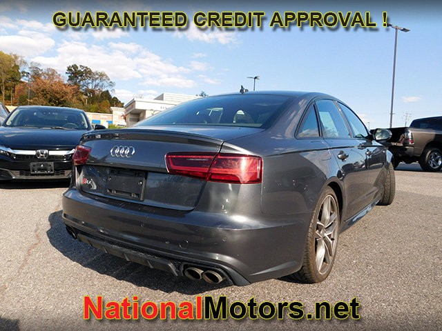 Audi S6 Vehicle Full-screen Gallery Image 04