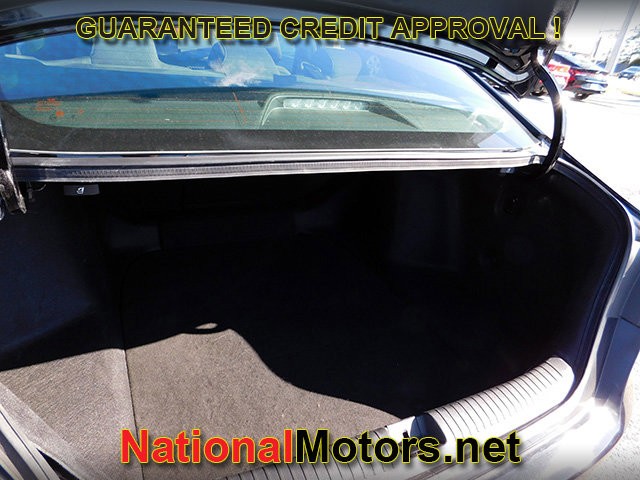 Honda Accord Hybrid Vehicle Full-screen Gallery Image 10