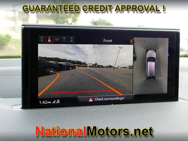 Audi Q7 Vehicle Full-screen Gallery Image 21