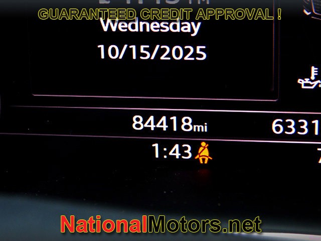 Audi Q7 Vehicle Full-screen Gallery Image 27