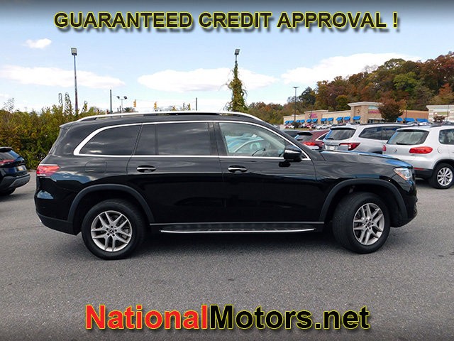 Mercedes-Benz GLS Vehicle Full-screen Gallery Image 04